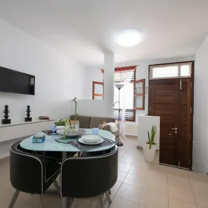  Apartamento Hauzify I Celeste